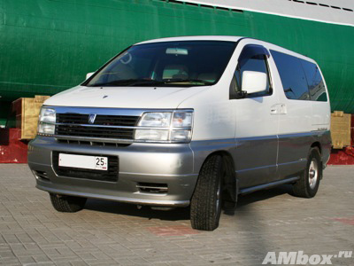 Nissan Elgrand. Да здравствует король!